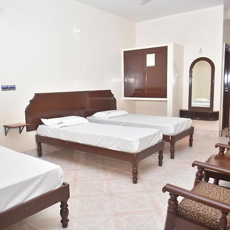 Arihanth Deluxe Lodge Simoga Kültér fotó