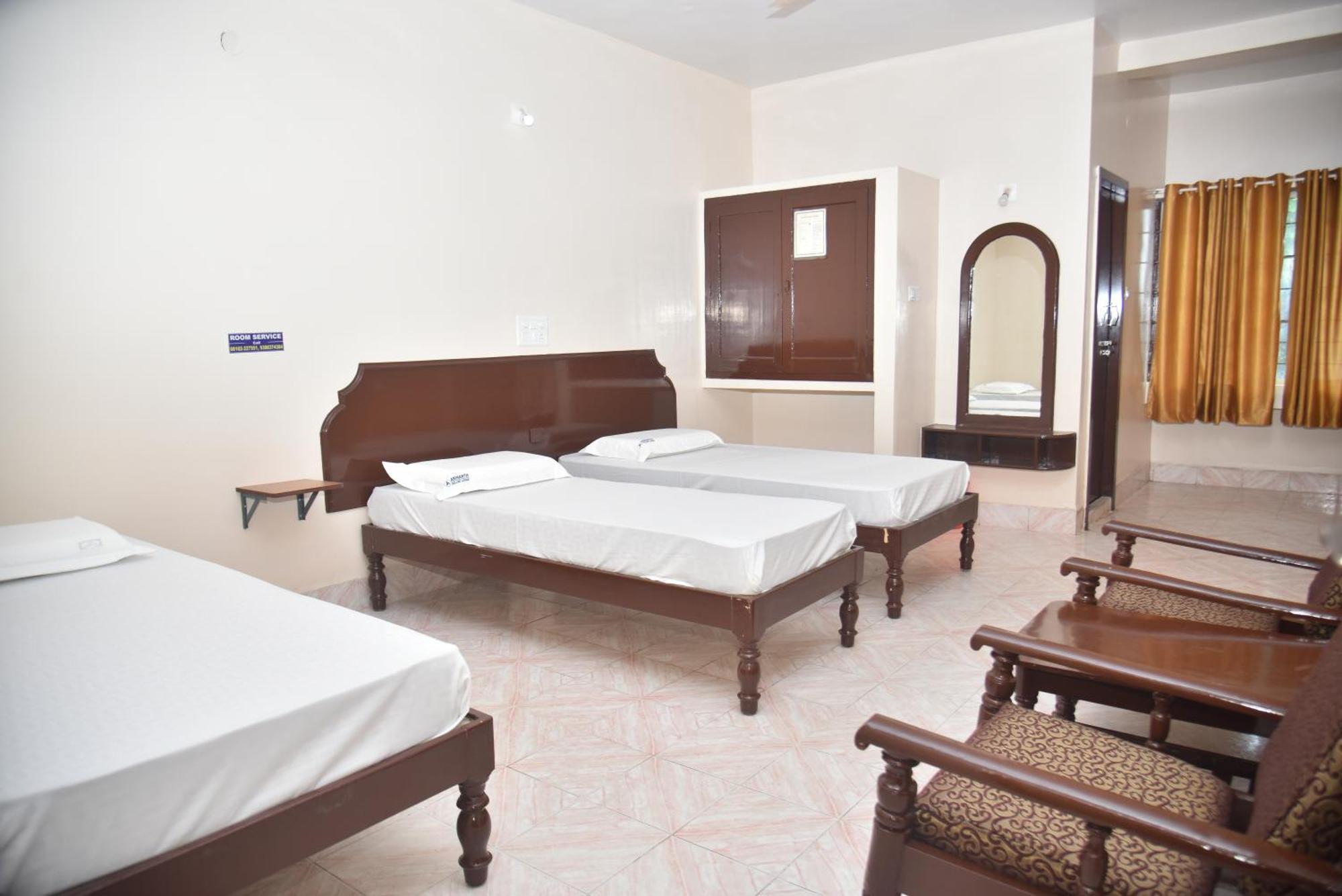Arihanth Deluxe Lodge Simoga Kültér fotó